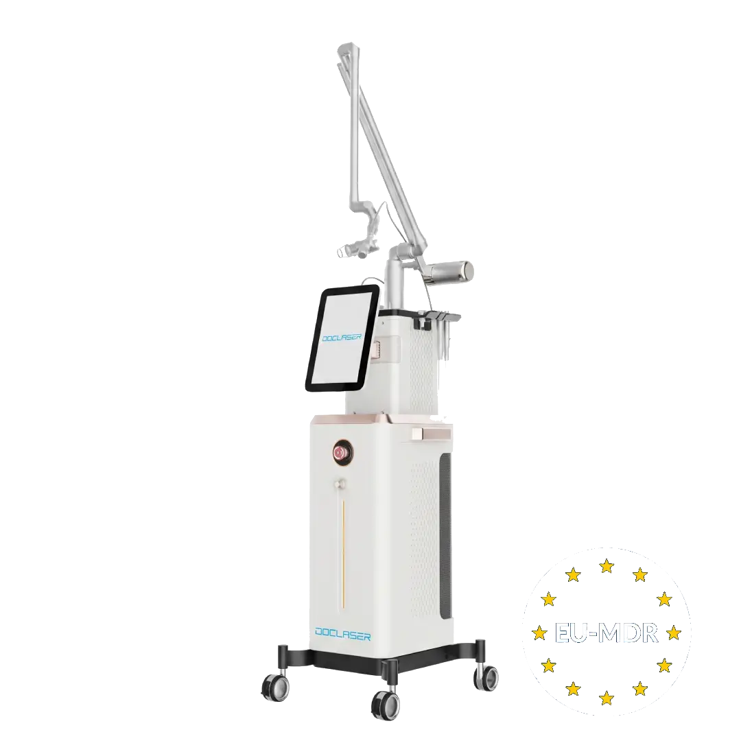 Lumiéra X7 CO₂-Laser – Ansicht links 45 Grad mit Gelenkarm